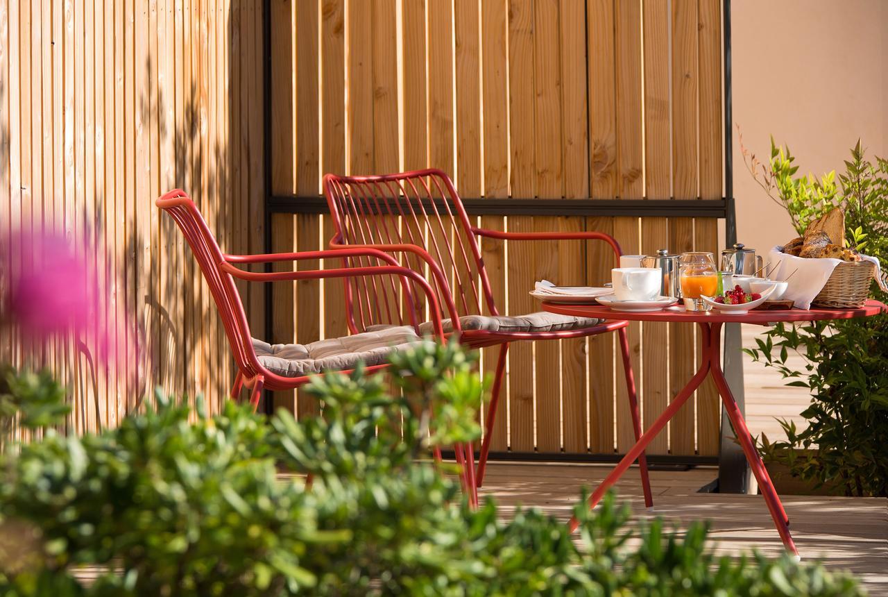 Maison D'Hotes Le Pre Gourmand - Adults Only Eyragues Εξωτερικό φωτογραφία